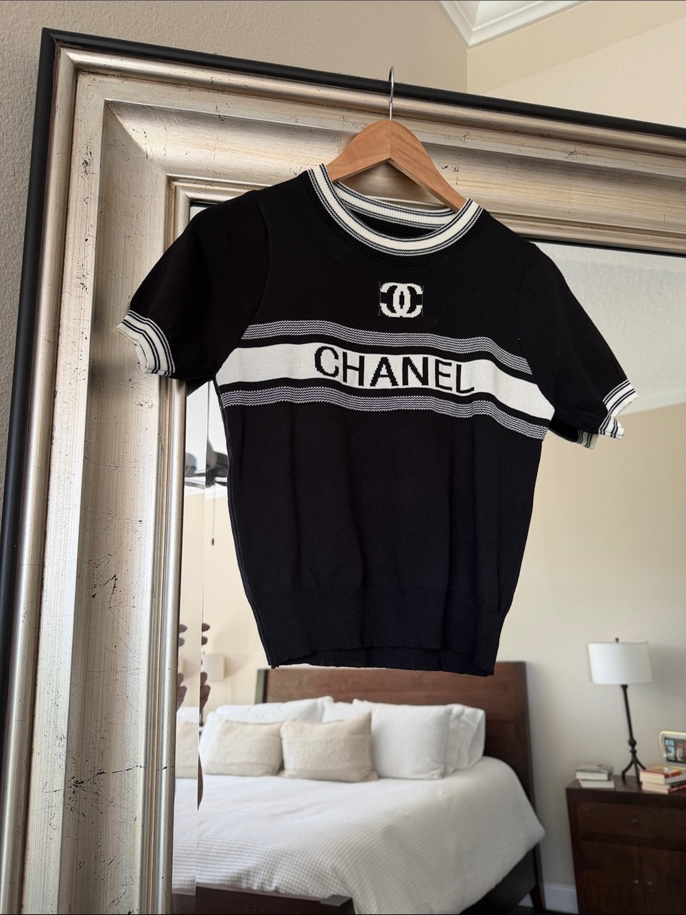 Black & White Logo Knit Short Sleeve Pullover